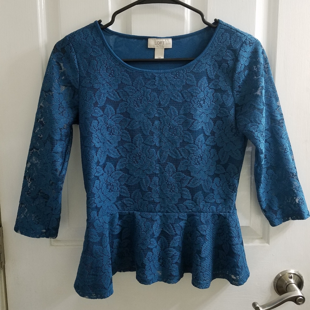Quarter Length Loft Top